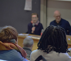 Des vies singulières, entre exil et émancipation sociale : dialogue entre les arts de la scène et la recherche